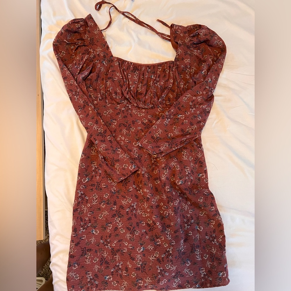 Mini dress with long sleeves